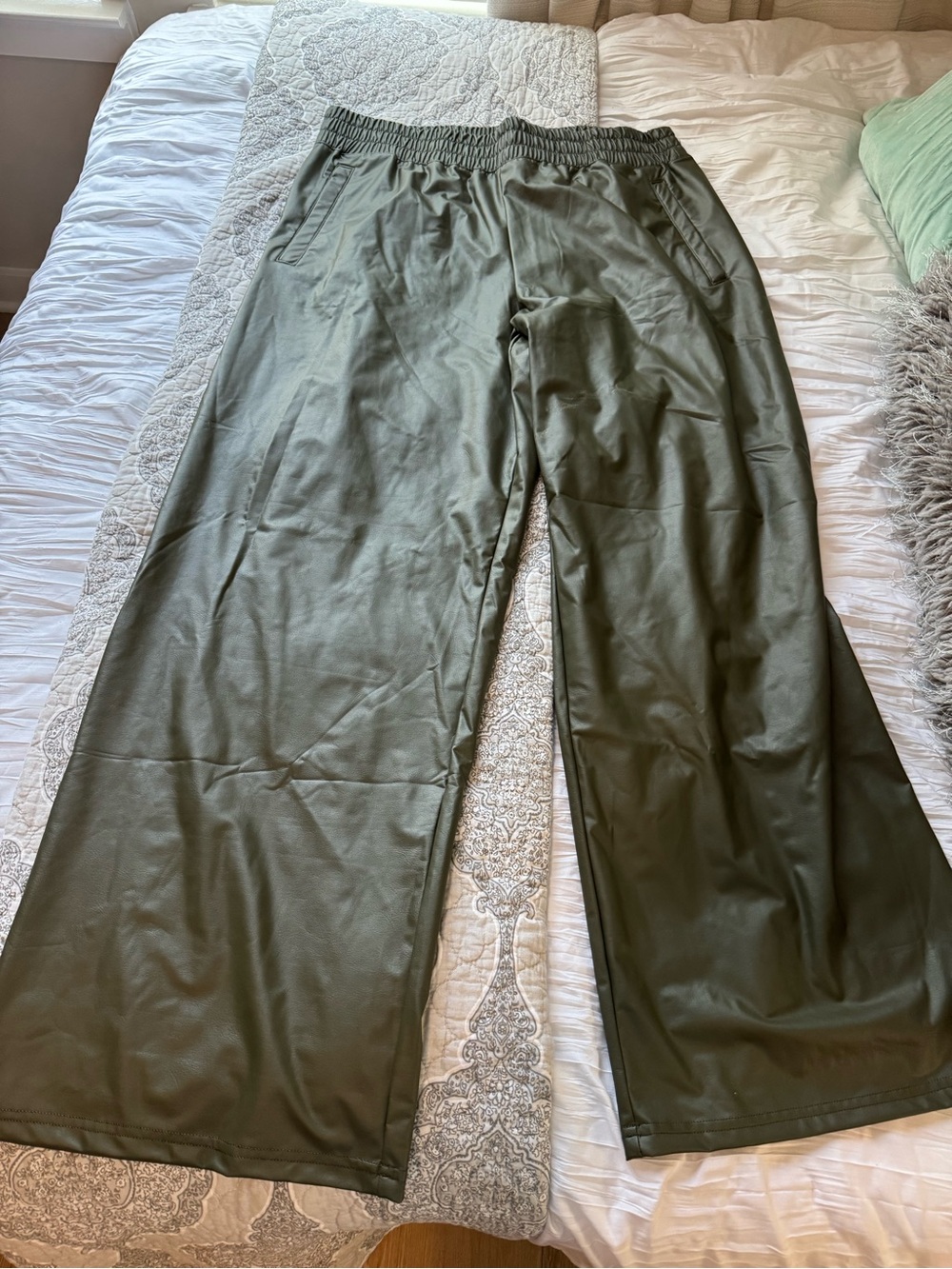 aerie Olive Green Wide-Leg Pull-On Pants